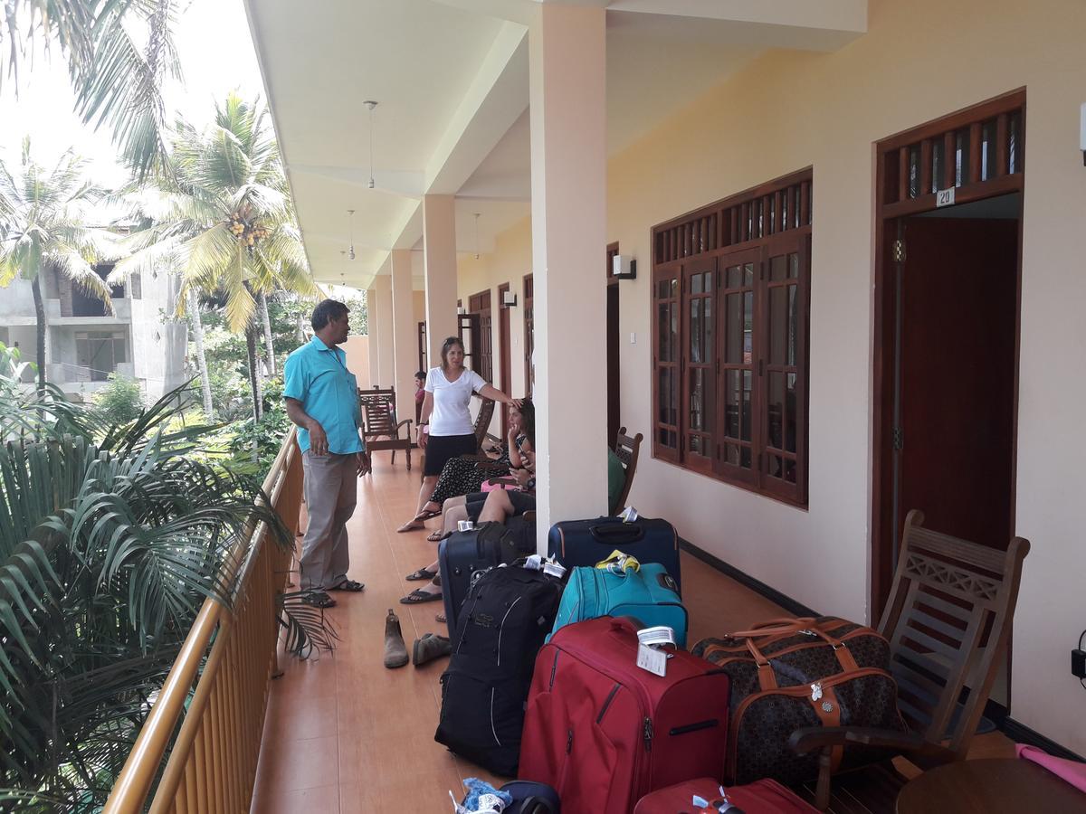 Hotel Tk Green Garden Matara Luaran gambar